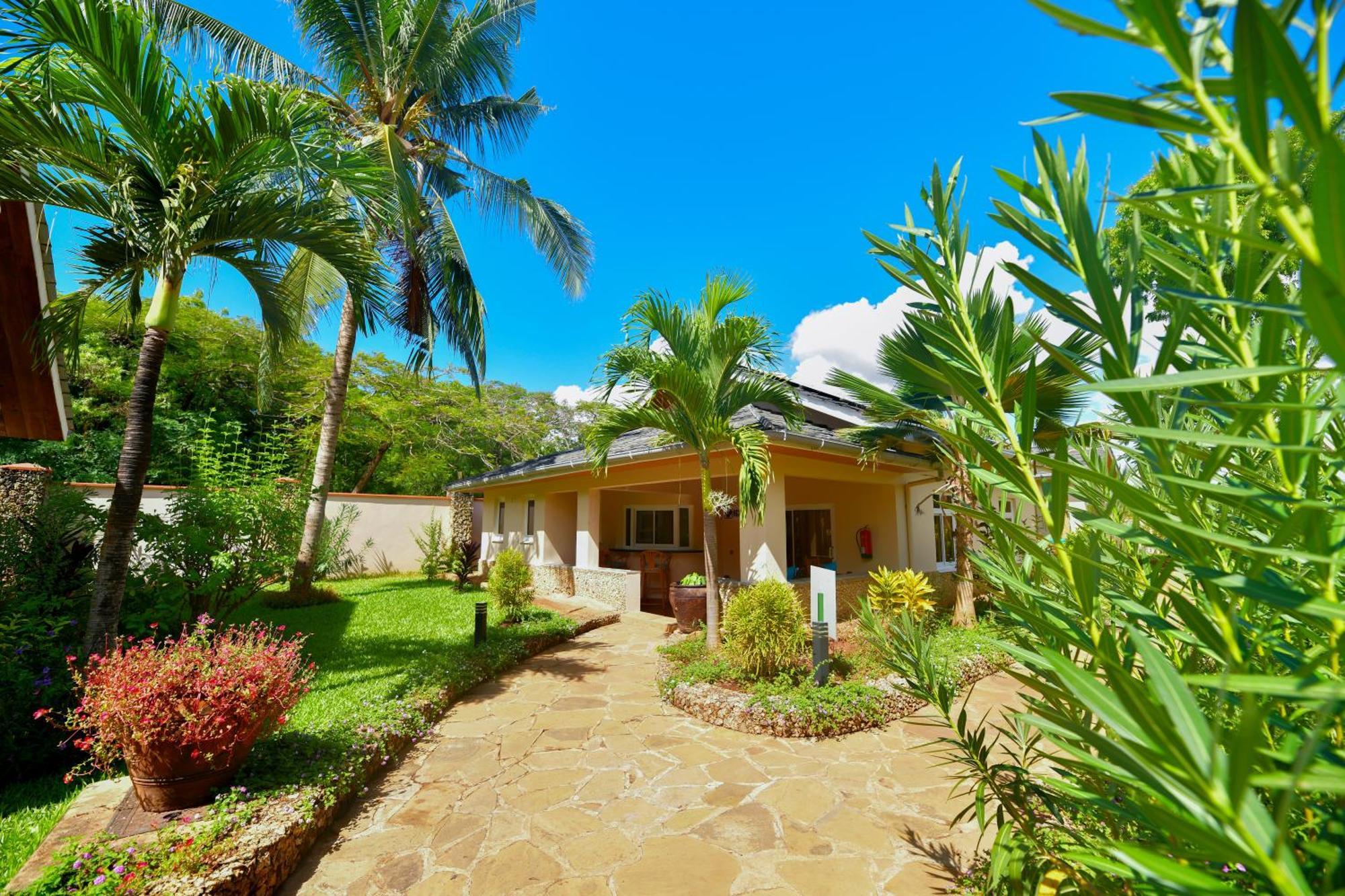 Vipingo Beach Resort Tezo Екстериор снимка